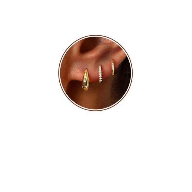 Small huggie hoop earrings