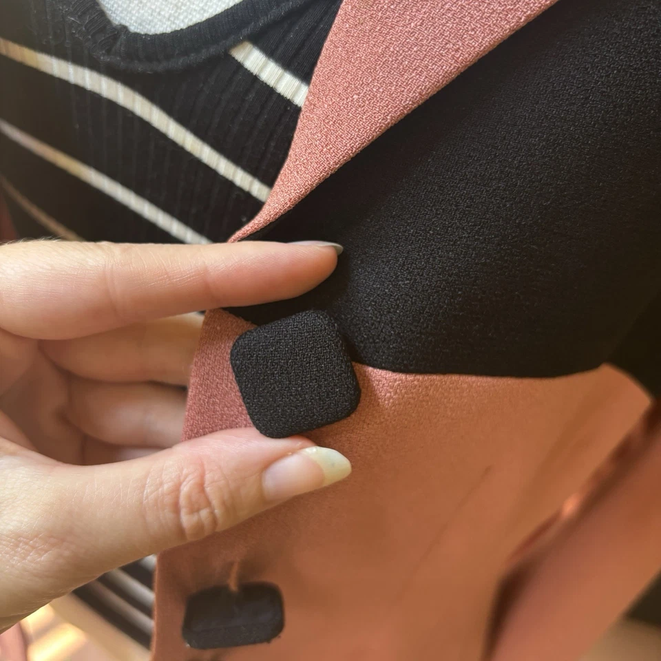 Blazer Zelda Color Block dos anos 90 vintage | Jaqueta preta e malva de dois tons | Tamanho 6 RARO - Imagem 4 de 4