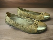 Vionic Women  s Spark Minna Gold Cork Ballet Cap Toe Bow Design Flats Size 9.5