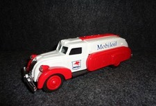 Ertl 1939 Dodge Airflow Tanker Die cast Bank - Box 1:38 Mobil Collectable 1996