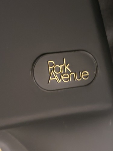Golf Putt & Return Automatic Ball Returner Park Avenue Battery Operated - Picture 2 of 2