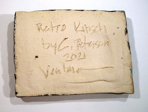 C Peterson 2021 Retro Kitsch CASSETTE Ashtray * Art Pottery Paperweight Smokers - Picture 5 of 8