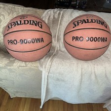 Spalding pro. 9000 WA two Basketballs s
