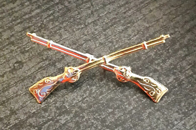 Anstecker gekreuzte Gewehre  Pin Abzeichen  Rebel CSA Konföderierte
