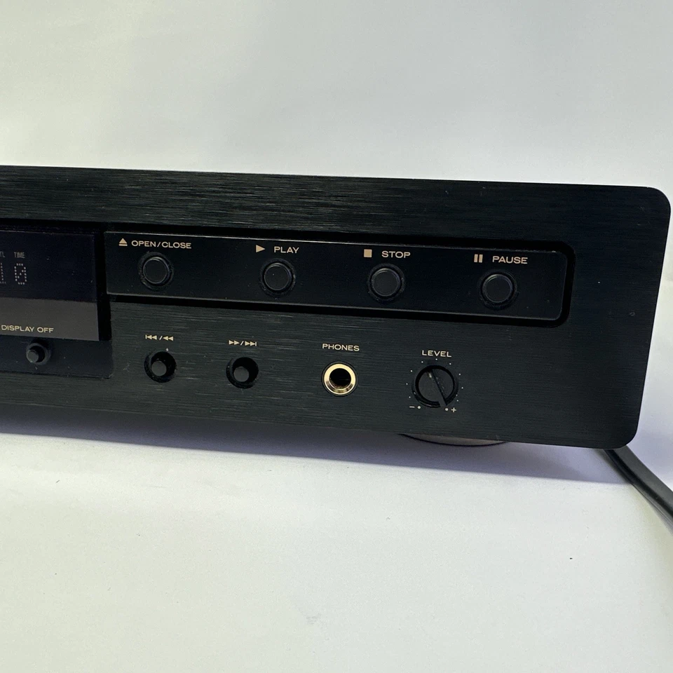 CD player audiófilo MARANTZ CD 5001 testado e funciona muito bem - Imagem 4 de 4