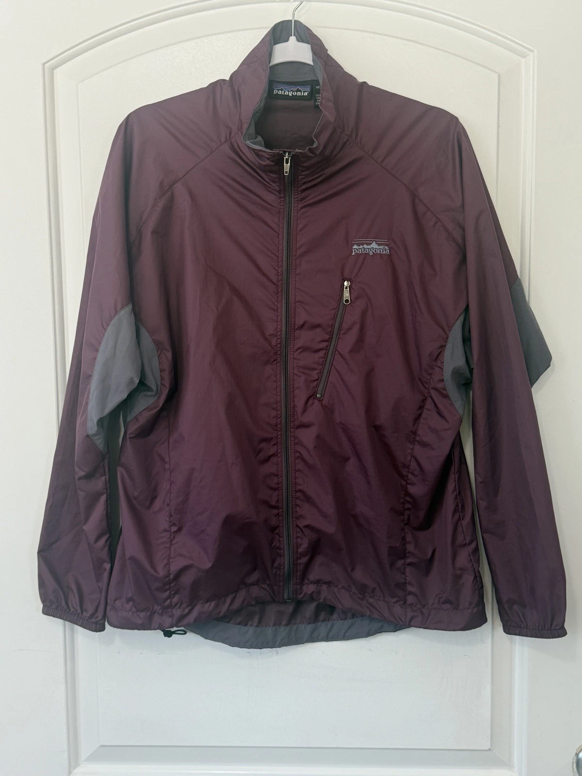 Patagonia Women's Windbreaker Jacket Size M purple Full Zip