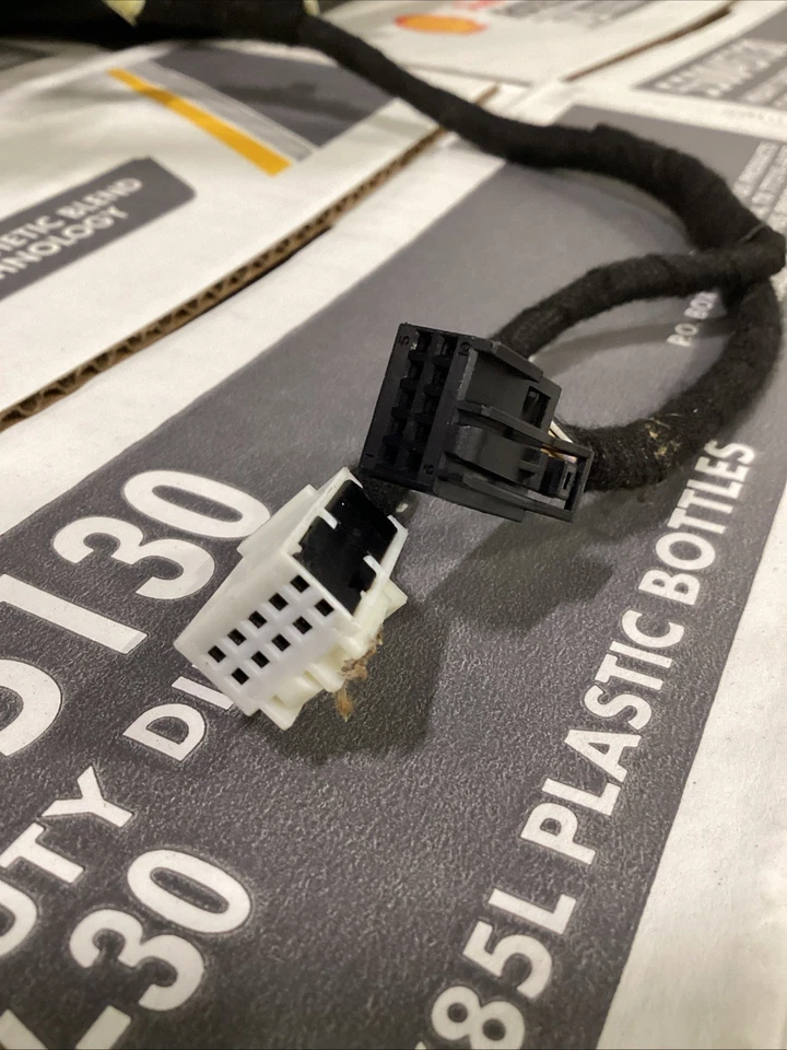 Espejo retrovisor Dodge Ram 1500 2019-2025 punto ciego plegable eléctrico 7JQ50KXJAB DERECHO OEM Foto 4 de 4