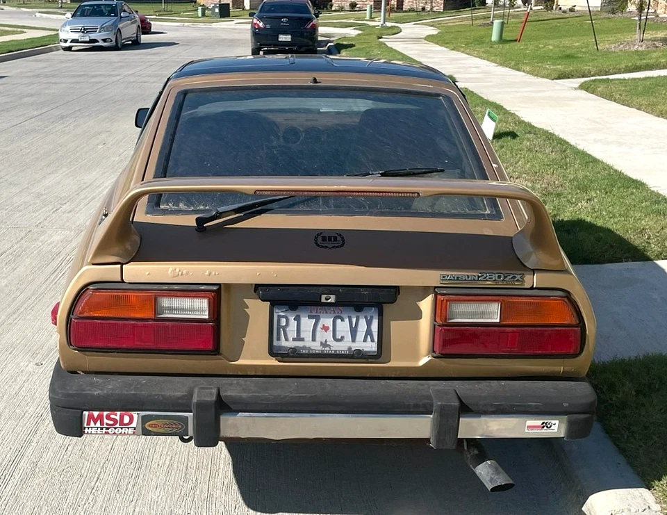 Temas en T Datsun serie Z 1980 décimo aniversario Foto 4 de 4