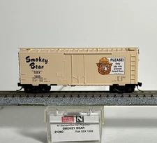 N SCALE MICRO-TRAINS #21260 SMOKEY BEAR 40' STANDARD PLUG DOOR BOX CAR #SBX 1999