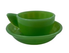 Vintage Akro Agate Company Green "Jadeite" Glass Child's Tea Cup And Saucer