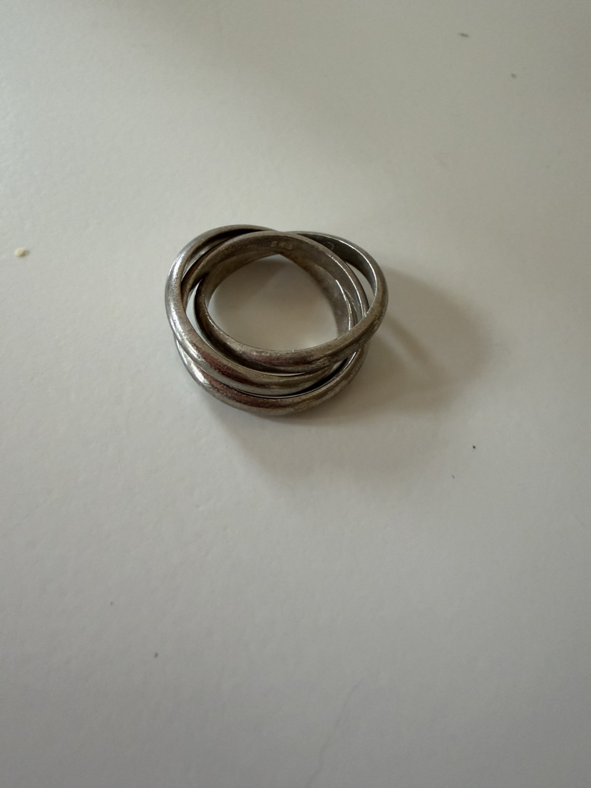 sterling silver three interlocking band ring - image 2