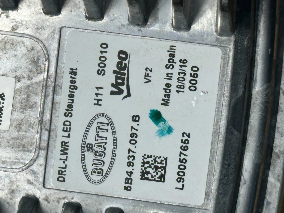 БЛОК УПРАВЛЕНИЯ ФАРОЙ BUGATTI CHIRON 5B4937097B - L90057652 ОРИГИНАЛ - Изображение 2 из 4