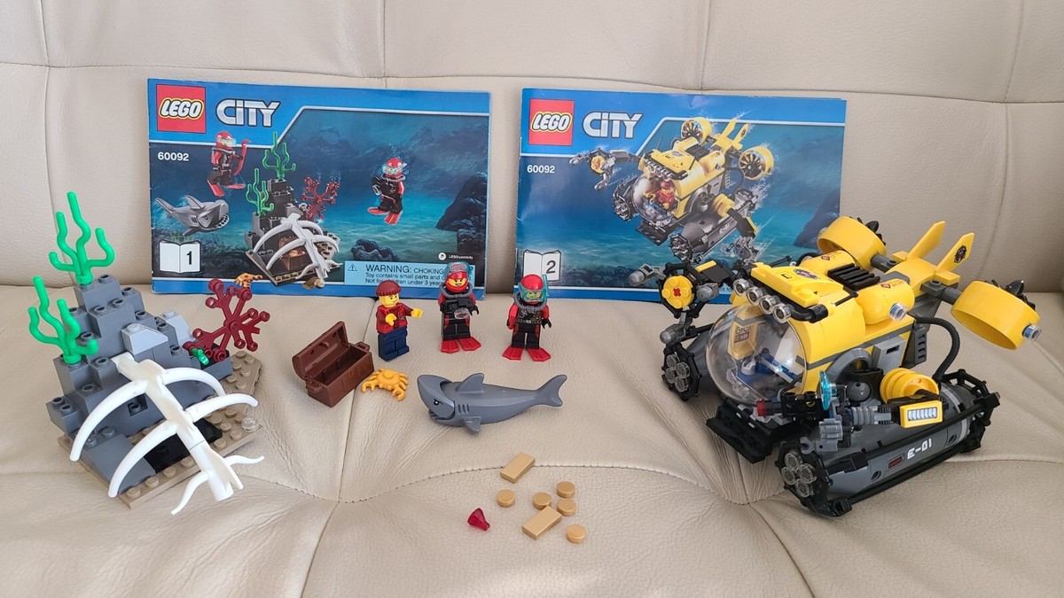 は Lego City 60092 Deep Sea Submarine 100% Complete, Instructions