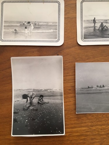 Real Photographs Pictures San Antonio Texas 1940S 1950S Beach Ocean Kids Family - Picture 5 of 7
