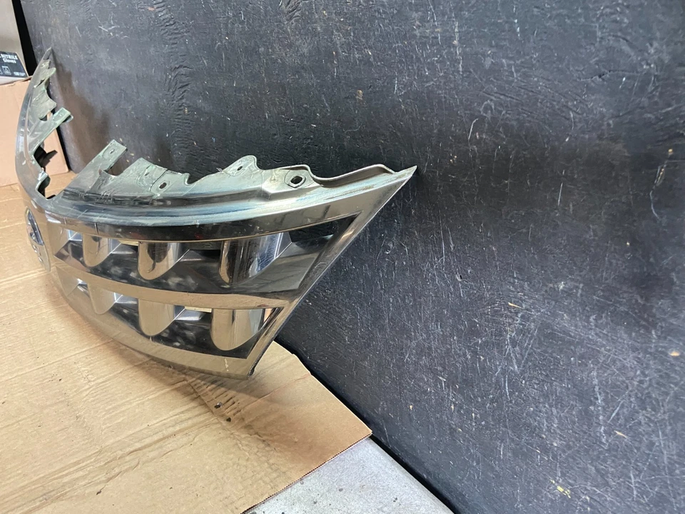 Nissan Murano 2003 2004 2005 parrilla superior delantera O1169 DG fabricante original Foto 2 de 4