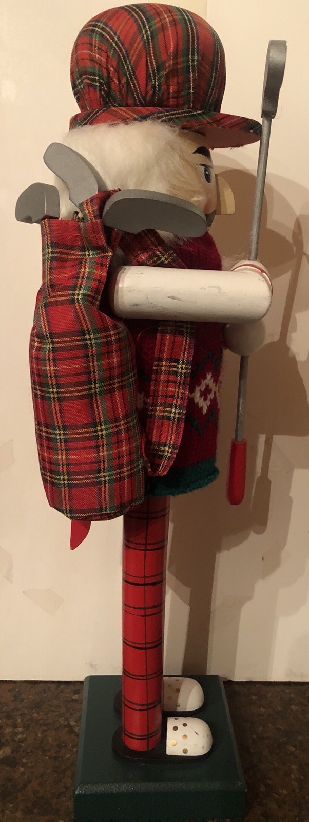 Nutcracker GOLFER Wooden Golf Clubs PLAID Outfit Hat 14” Christmas