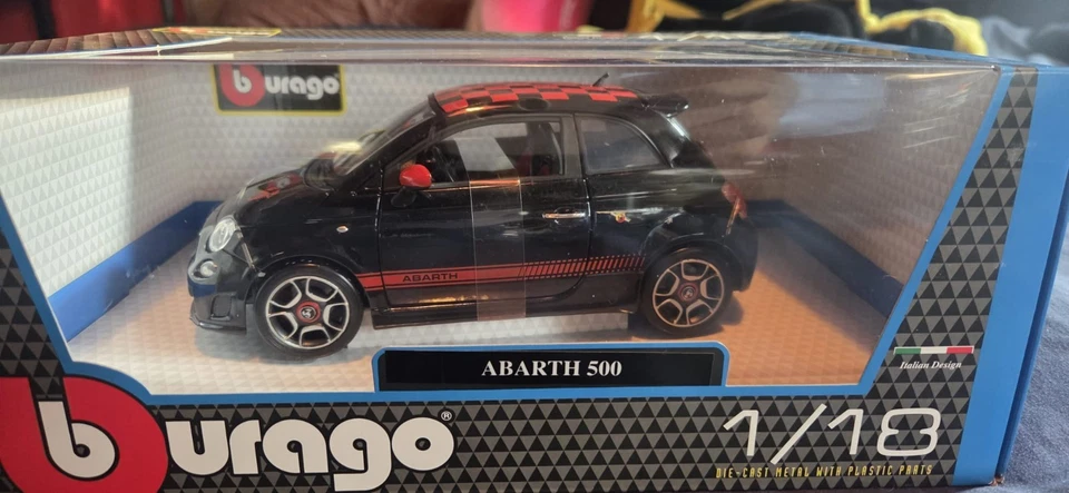 Fiat 500 Abarth (2008) scala 1/18 Bburago Burago - Immagine 2 di 4