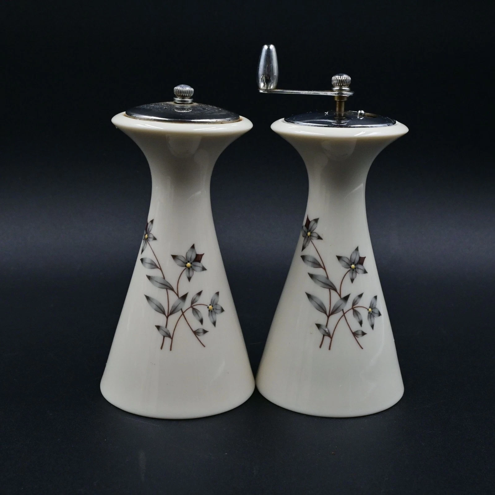 Lenox Kingsley Salt And Pepper Grinder Mill Set
