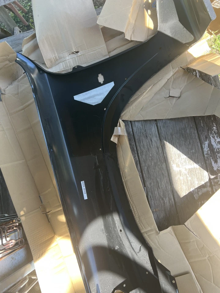 2002 Nissan Patrol Right Hand Guard  - image 2 of 4