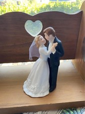 Lefton China 1985 04965 Taiwan Hand Painted Bride Groom Wedding Cake 5