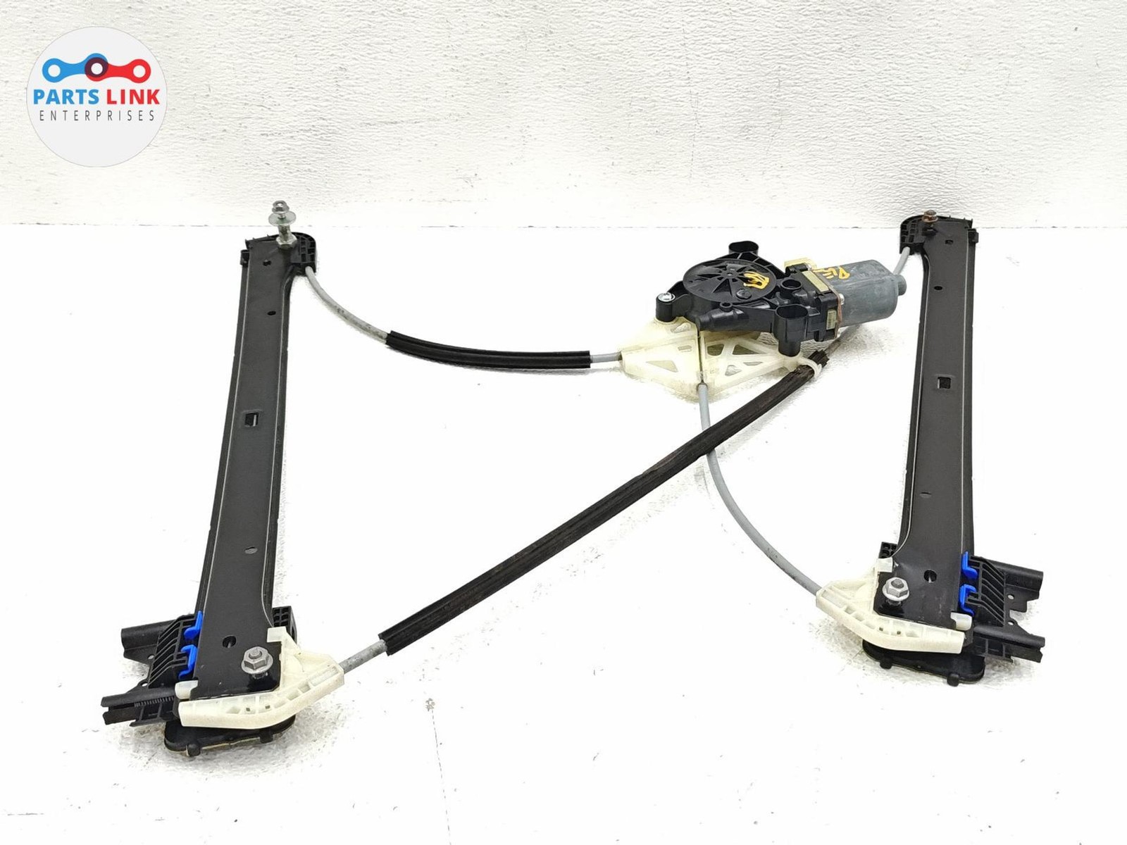 Bentley Bentayga Speed 2017-2020 Rear Right Window regulator