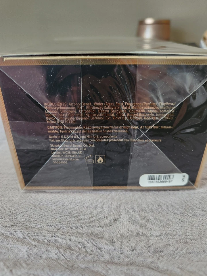 Perfume Victoria's Secret Bombshell Oud 3,4 OZ Edición Limitada Foto 3 de 4