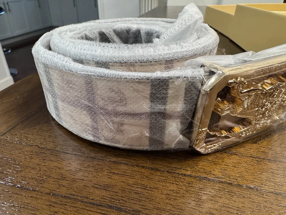 Burberry London England, Wallet & Belt Gift Set BRAND NEW - Image 3 of 4