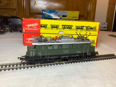 Fleischmann H0 - 4330 / 4125 - Locomotive électrique - E 44
