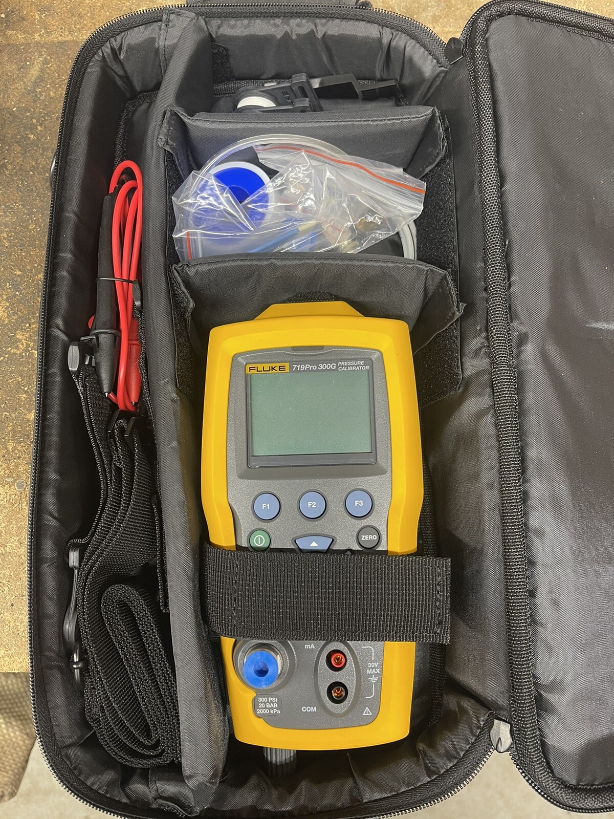 Fluke 719Pro 300G Electric Pressure Calibrator 95969673792 eBay