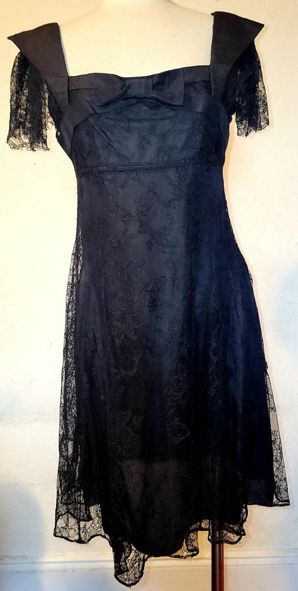 black lace empire waist dress Jill Stuart Size 4 Size:10 US - 43 EU top rated A-line V Neck Sleeveless Maxi dress Back zipper closure.