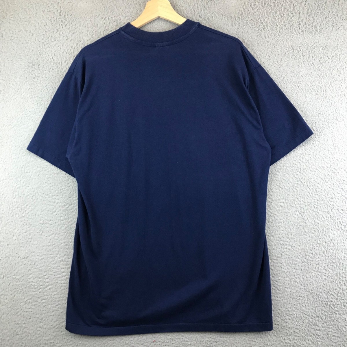 T-shirt Vintage Hanes Années 80 - Taille XL - Rose - Occasion Très Bon état