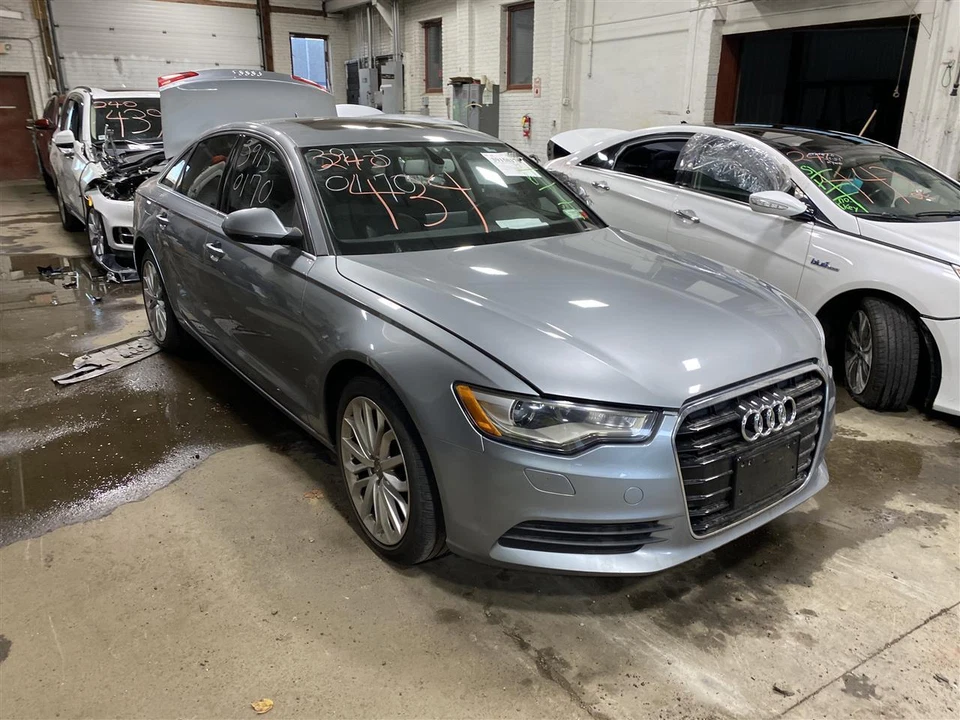 Used Air Cleaner Assembly fits: 2014 Audi A6 2.0 Grade A Foto 3 de 4