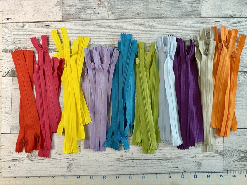 Close-End Nylon Coil Sewing Zippers, Multicolor Assorted Lot