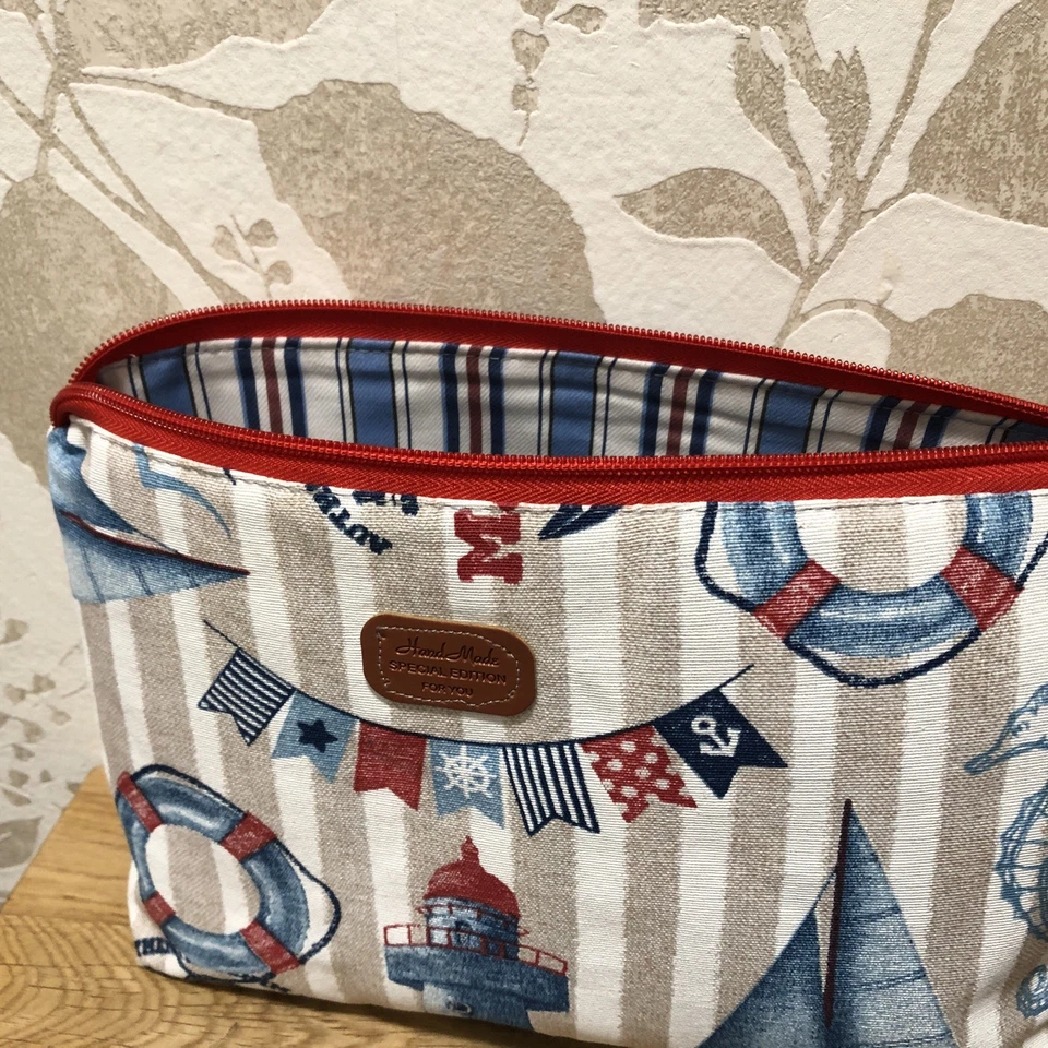 Kosmetiktasche Maritim Neu Selbstgenäht 27-17-8 - Bild 2 von 3