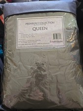 PREMIUM COLLECTION. Six-piece Sheet Set. Queen Size
