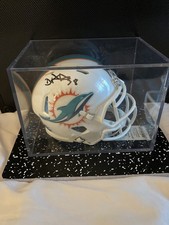 De'Von Achane Mini Helmet Hand Signed Miami Dolphins Fanatics Authenticated sign