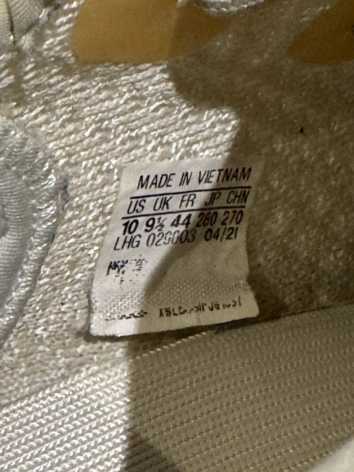 Adidas Yeezy Boost 350 Uk9.5 GY3438, photo 3 of 5