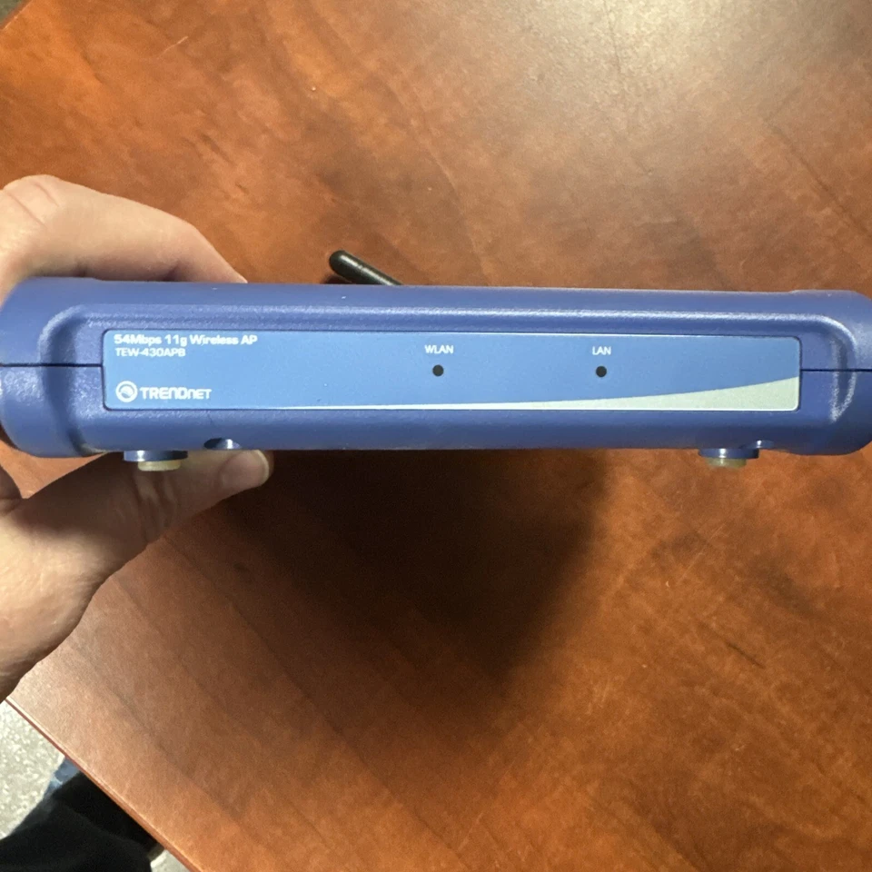 TRENDnet Model TEW-430APB Wireless-G 54Mbps 11g AP Access Point WAP - Image 3 of 4