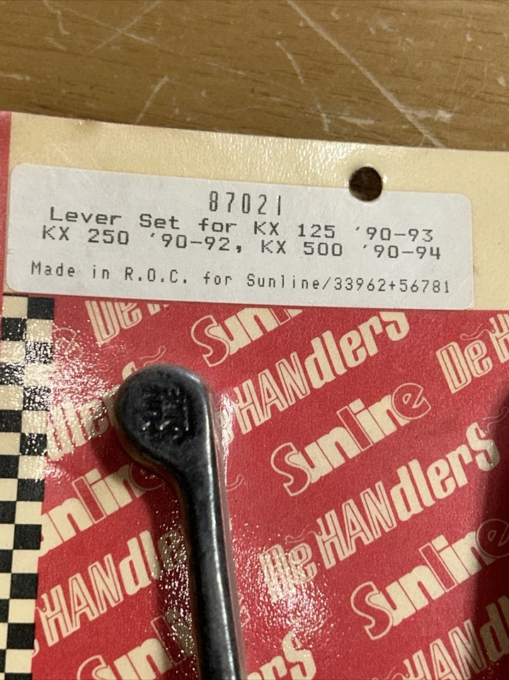 Nuevo juego de palancas vintage Kawasaki Sunline 90-94 KX125, KX250 KX 500 negro 87021 Foto 2 de 4