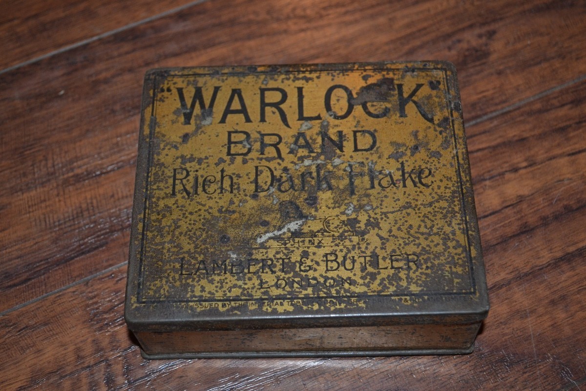 D14- Warlock Brand Rich Dark Flake Tobacco Tin