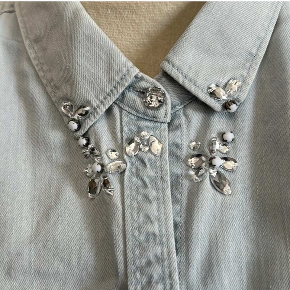 HOLLISTER Sleeveless Rhinestone Chambray Denim Button Down Y2K Size Large - Image 2 of 4