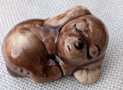 Vintage LICHTEN WARE Sleeping Puppy Dog Ceramic Figurine 1.5''t x 3.25'' Decor