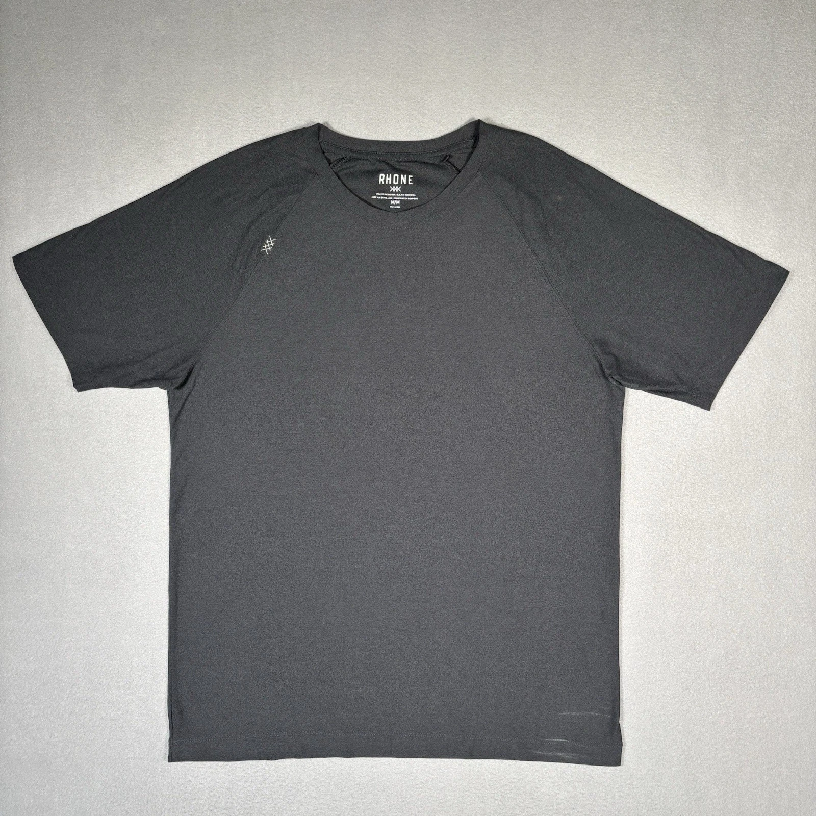 Rhone Reign Tee Short Sleeve Men's Medium Dark Gray Gym Running Style 100305