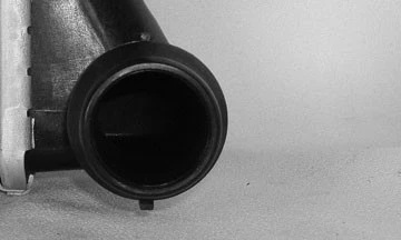 Radiador para 99-05 Volkswagen Golf 1.8/2.0L L4 fila única 1J0 121 253 AD Foto 4 de 4