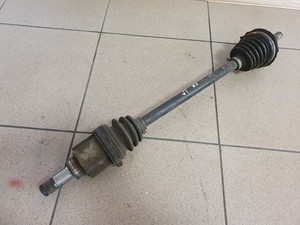 Volkswagen Up 2014 Links Antriebswelle vorne Benzin 44kW ILI49818