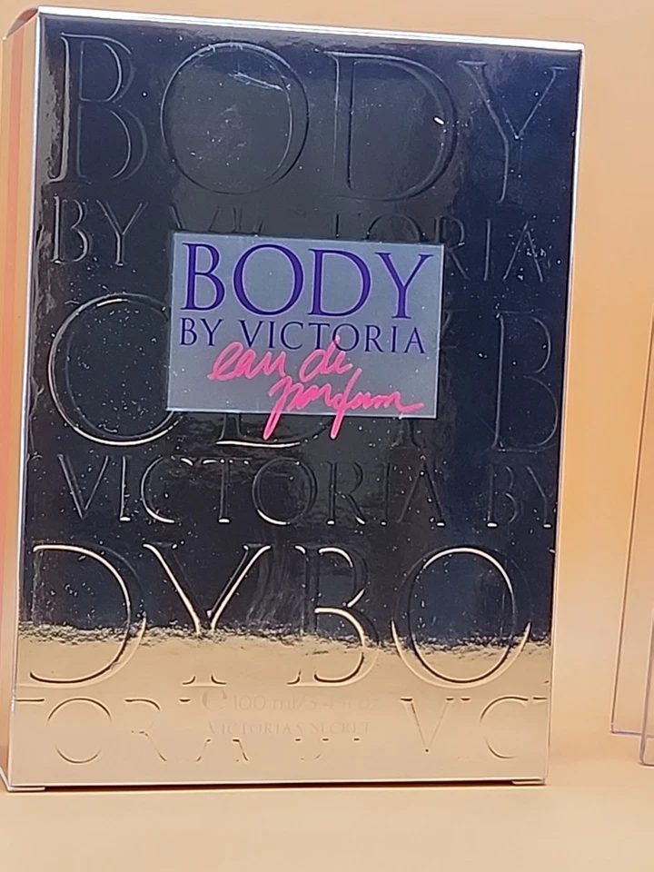 维多利亚的秘密身体维多利亚淡香精香水 3.4 盎司 2012 — 第 4/4 张图片