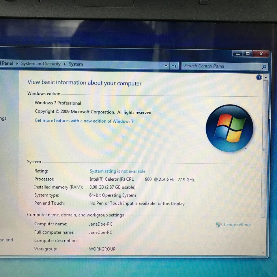 Toshiba Satellite Retro Gaming Laptop Celeron 2.20GHz 3GB RAM (Windows 7 Pro) - Image 2 of 4