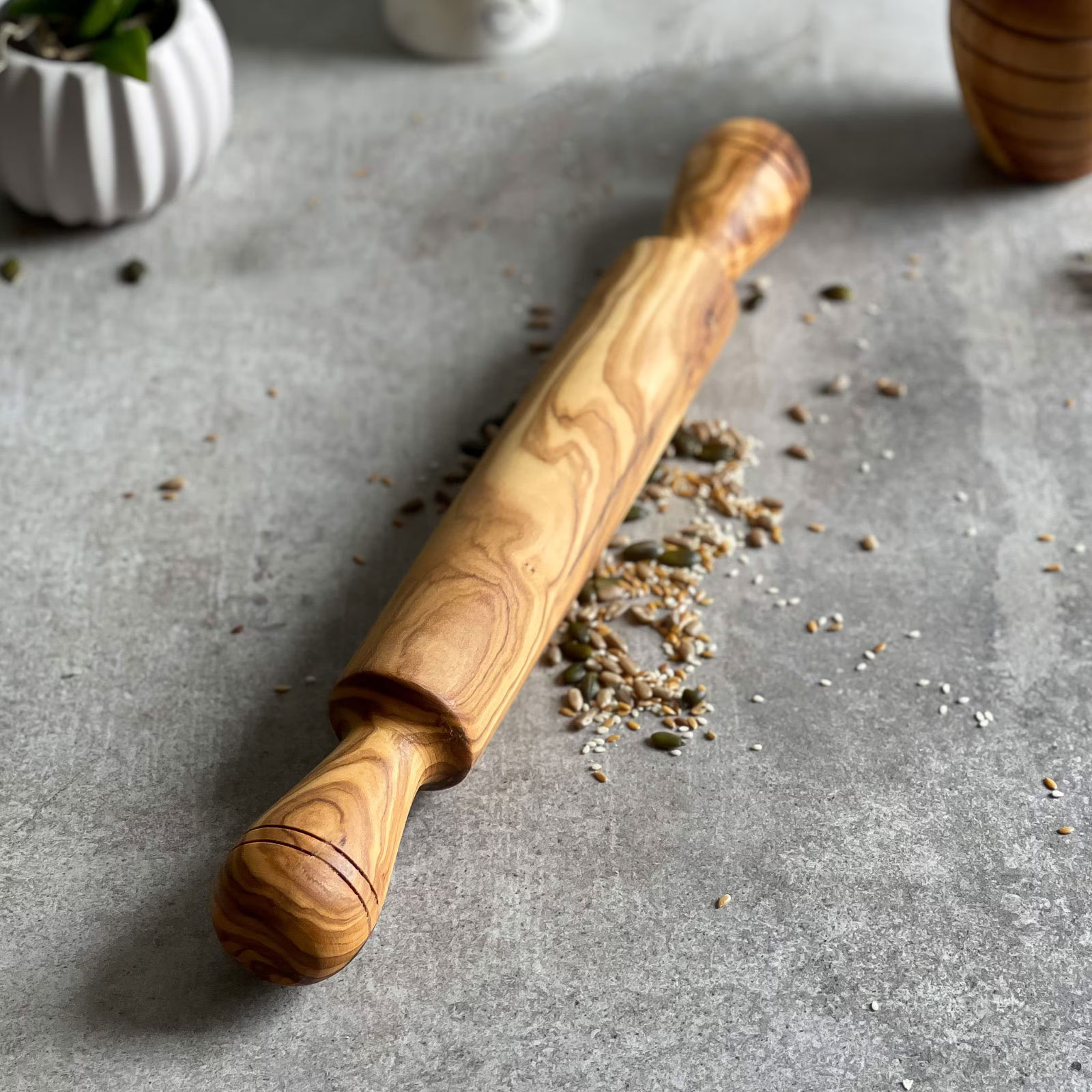 Traditional Olive Wood Rolling Pin - Length 37cm