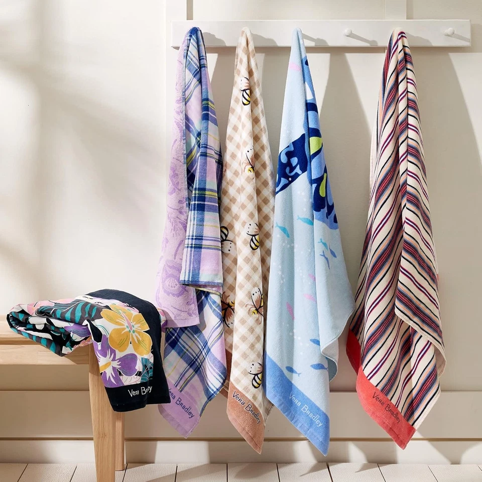 Vera Bradley NWT Beach Towel SUMMER STARS & STRIPES Red White & Blue Patriotic - Image 4 of 4