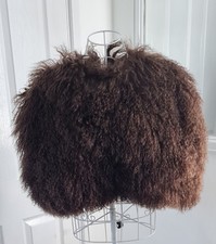  Jancoco Max poncho/Cape Size:  100% Mongolian lamb fur 